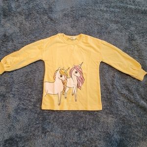 H&M Girls Yelllw Unicorn Crewneck Sweatshirt 6-7Y